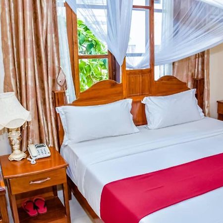Red Sun Lodge Kokoni Ngambo Εξωτερικό φωτογραφία