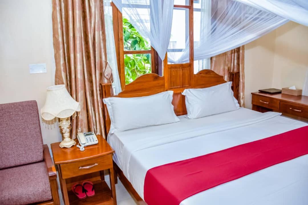 Red Sun Lodge Kokoni Ngambo Εξωτερικό φωτογραφία