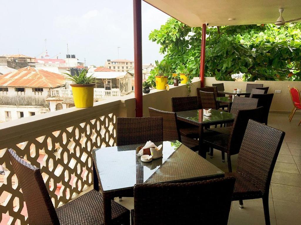 Red Sun Lodge Kokoni Ngambo Εξωτερικό φωτογραφία