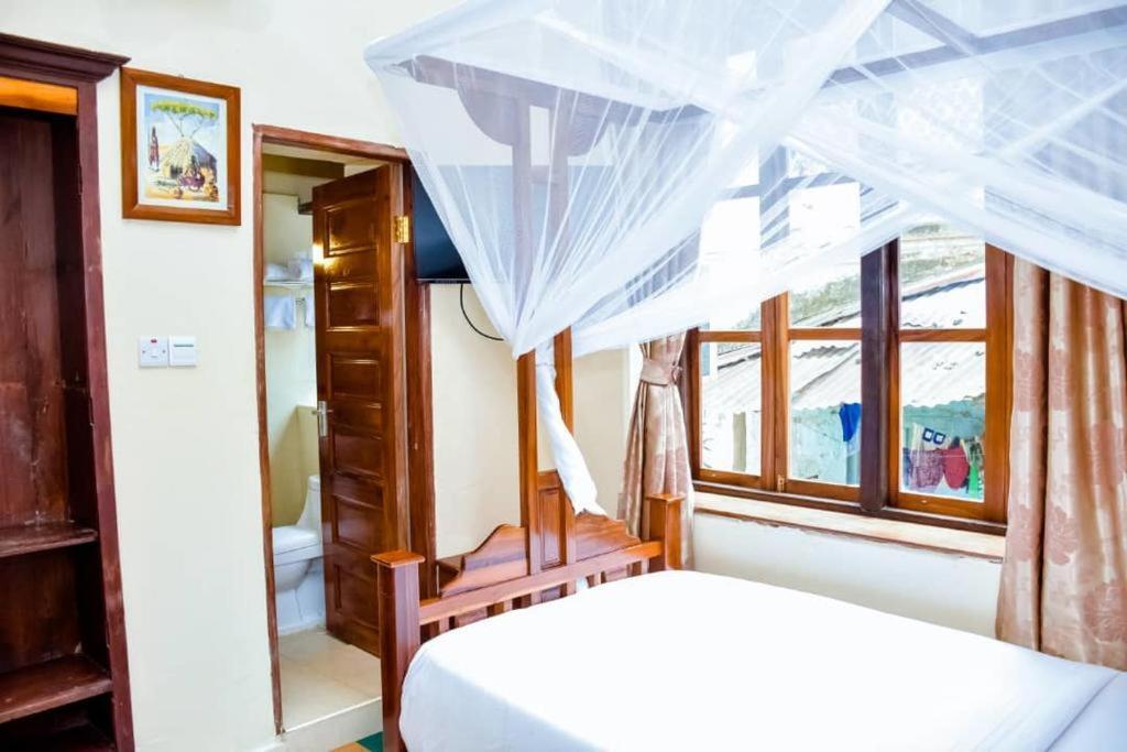 Red Sun Lodge Kokoni Ngambo Εξωτερικό φωτογραφία
